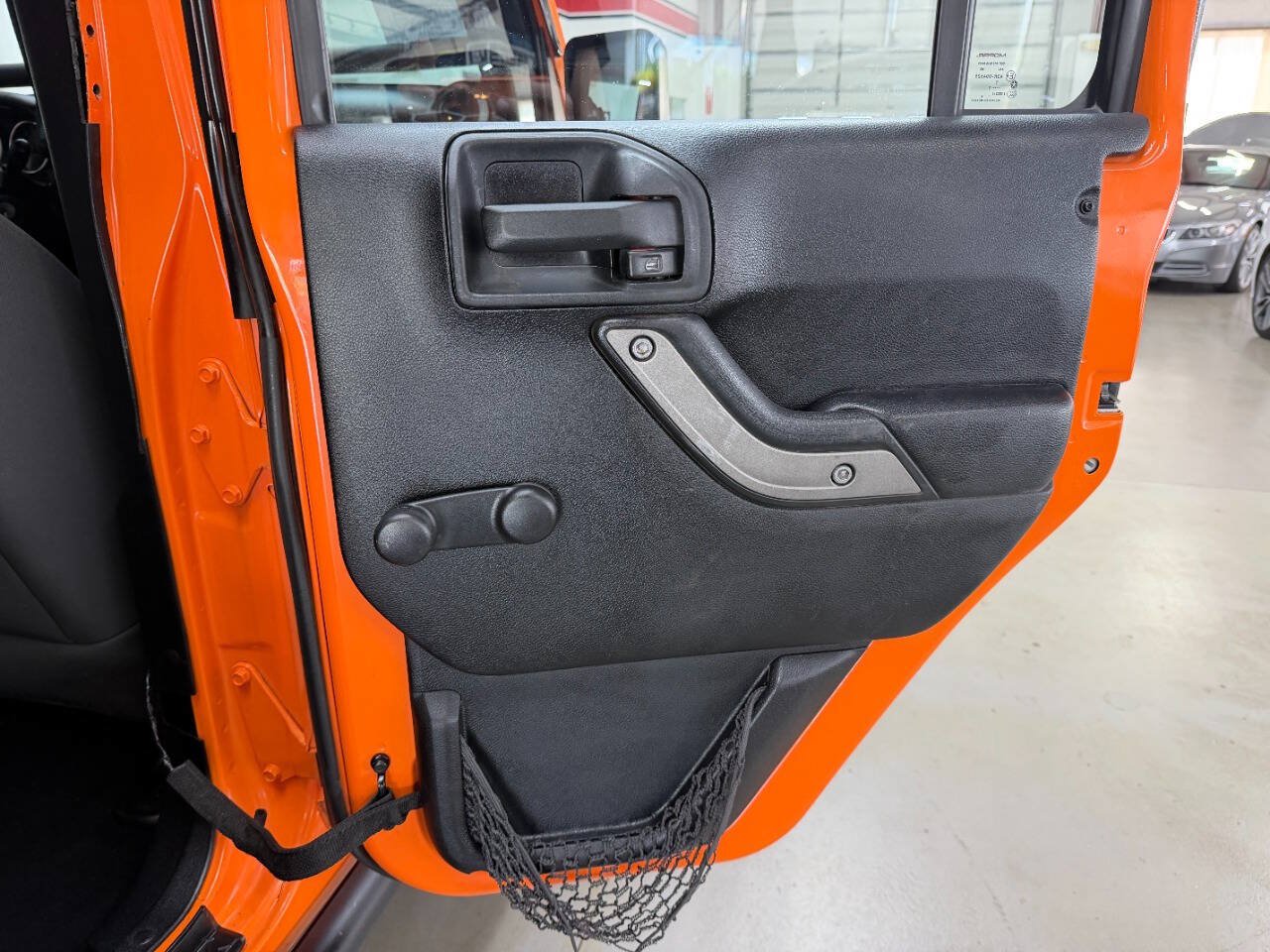 Used 2012 Jeep Wrangler Unlimited Sport AWD/4WD image 13