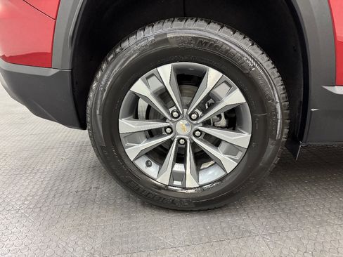 New 2026 Chevrolet Equinox LT w/ Safety and Technology Package AWD/4WD image 9