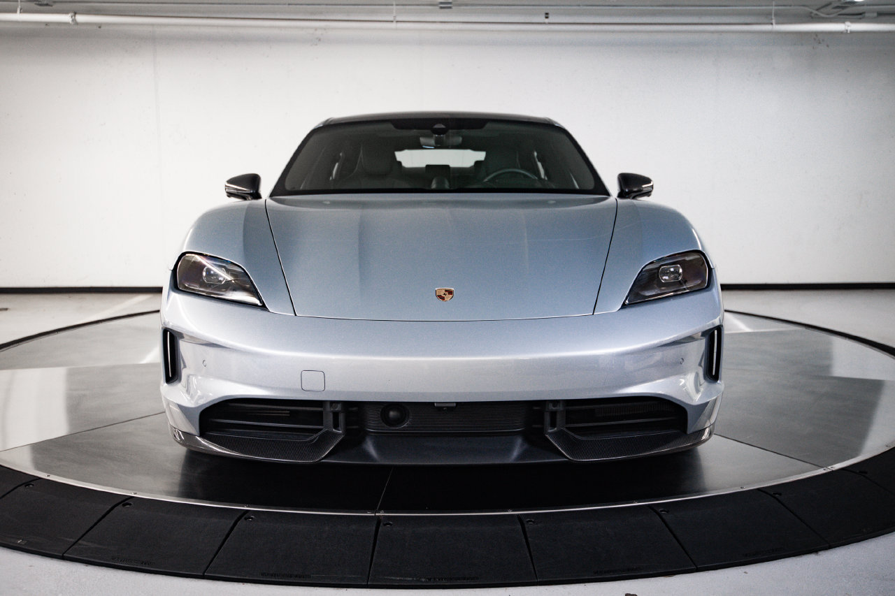 Certified 2026 Porsche Taycan GTS AWD/4WD image 10