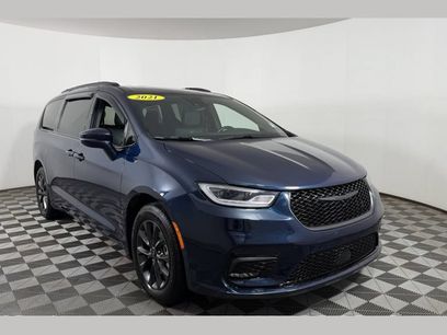 Used 2021 Chrysler Pacifica Touring-L w/ S Appearance Package