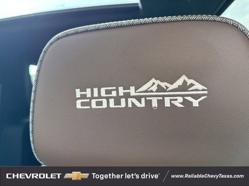 Used 2021 Chevrolet Suburban High Country w/ Premium Package 2 image 27