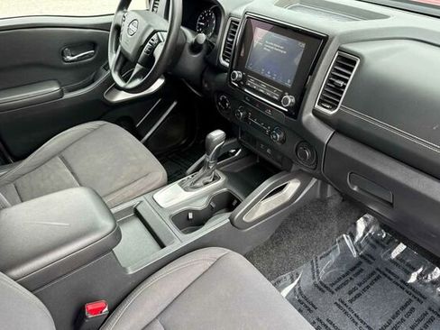 Used 2023 Nissan Frontier SV image 15