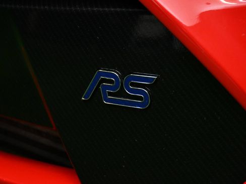 Used 2018 Ford Focus RS AWD/4WD image 3