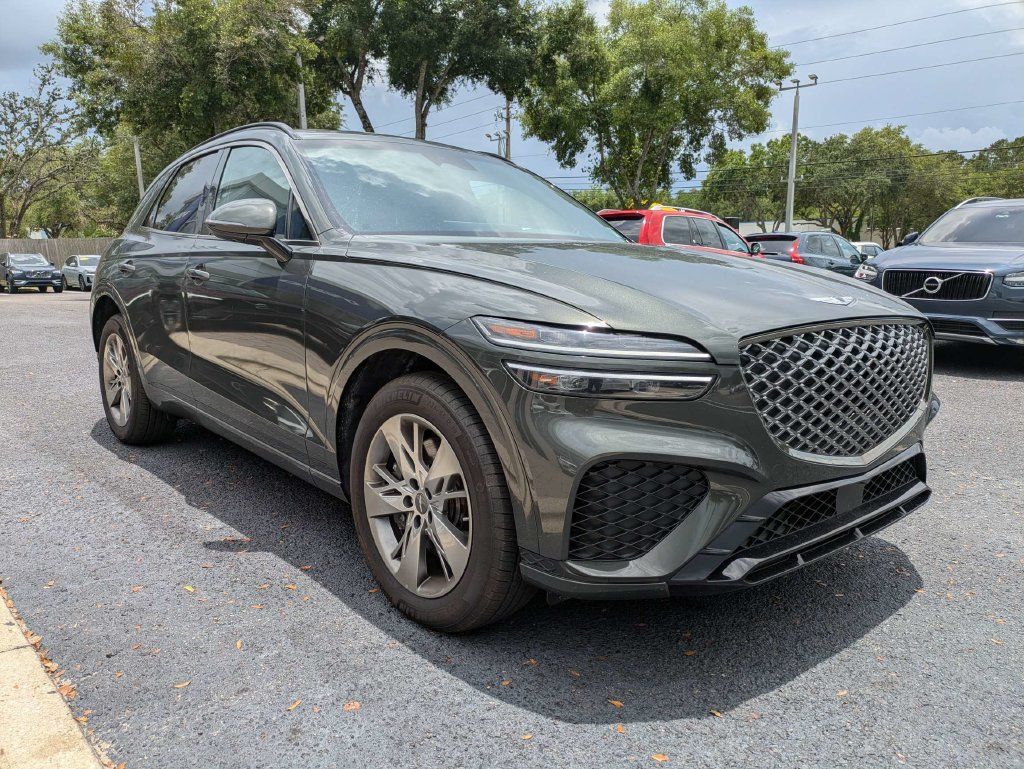 Used 2025 Genesis GV70 3.5T Sport AWD/4WD image 8