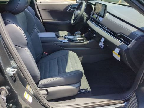 New 2026 Mitsubishi Outlander LE FWD image 36
