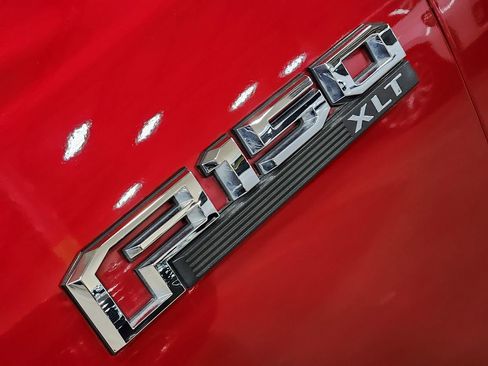 Used 2020 Ford F150 XLT w/ Equipment Group 302A Luxury image 25