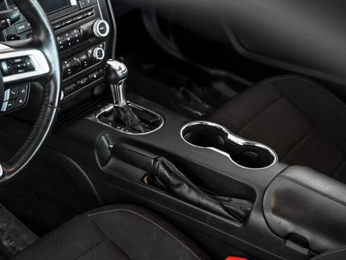 Used 2015 Ford Mustang Coupe w/ Equipment Group 051A RWD image 19