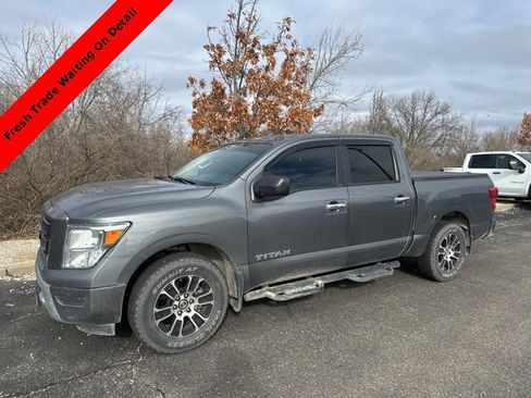 Used 2021 Nissan Titan SV w/ Accessory Utility Package image 1