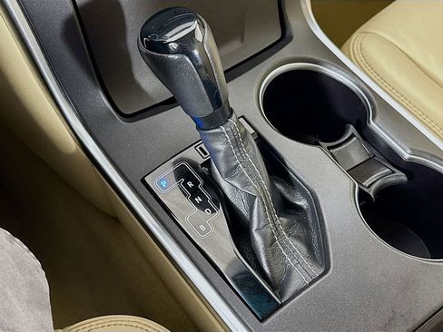 Used 2016 Toyota Camry XLE image 17