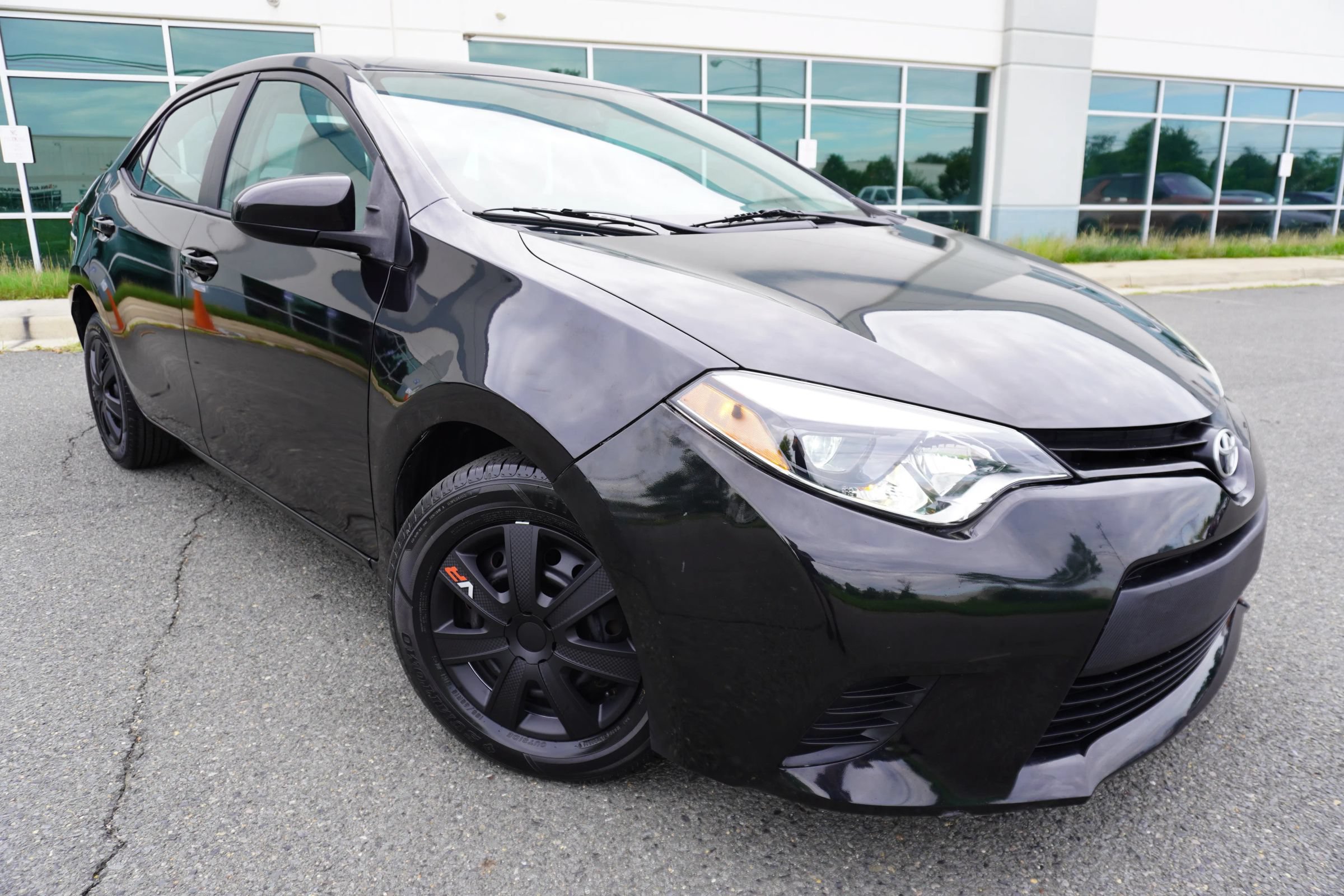 Used 2014 Toyota Corolla L FWD image 1