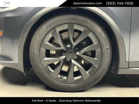 Used 2023 Tesla Model X Plaid image 37