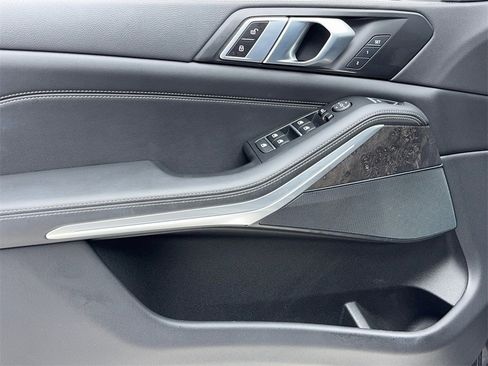 Used 2023 BMW X5 sDrive40i w/ Premium Package image 41