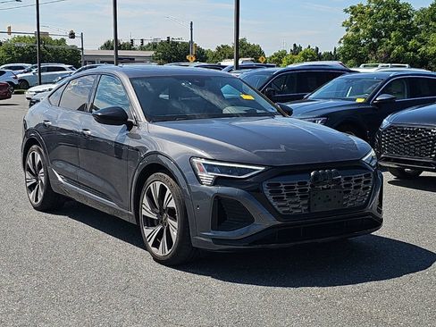 Used 2024 Audi Q8 e-tron Prestige w/ Prestige Package AWD/4WD image 1