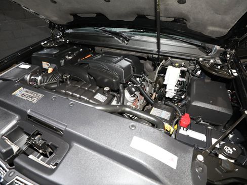 Used 2009 Cadillac Escalade 2WD Hybrid image 2