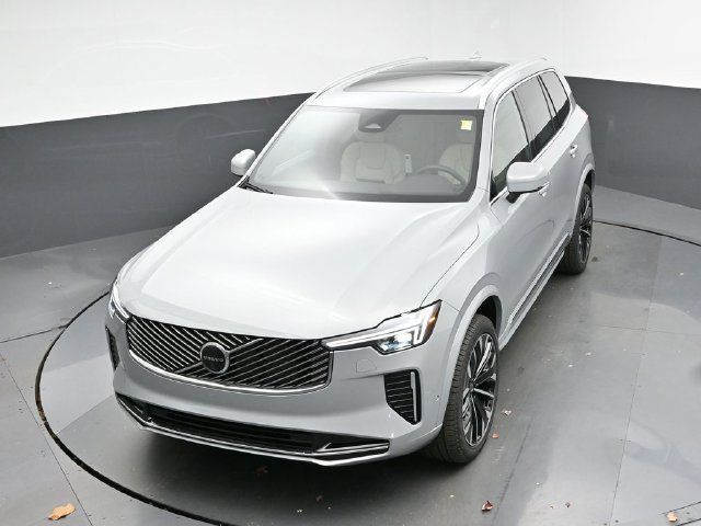 New 2026 Volvo XC90 B6 Plus w/ Protection Package Premier AWD/4WD image 47