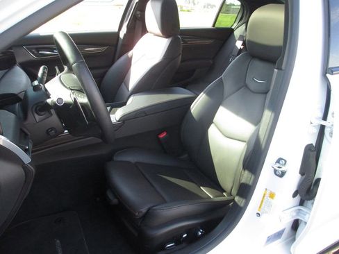 Used 2025 Cadillac CT5 V w/ Technology Package AWD/4WD image 21