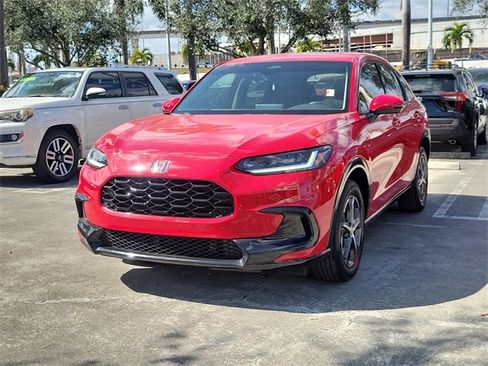 Used 2023 Honda HR-V EX-L image 2