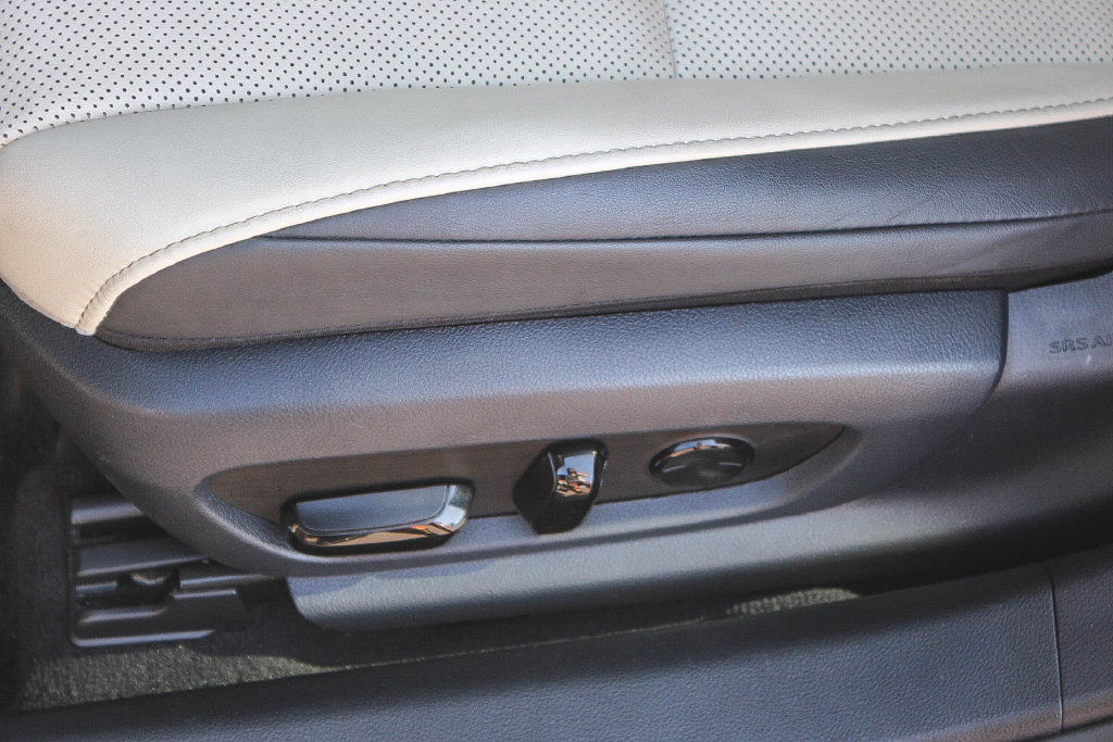 Used 2022 Lexus ES 350 w/ Premium Package FWD image 25