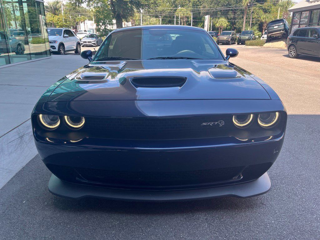 Used 2017 Dodge Challenger SRT Hellcat RWD image 3