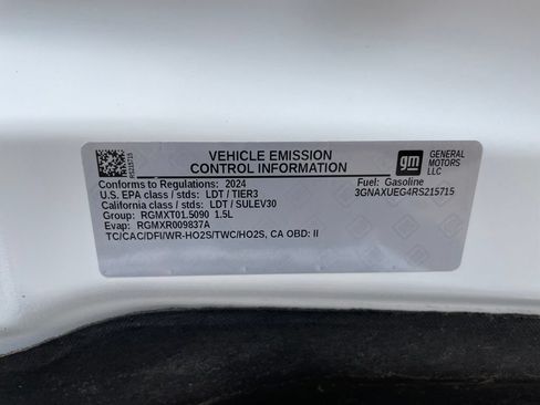 Used 2024 Chevrolet Equinox LT AWD/4WD image 34