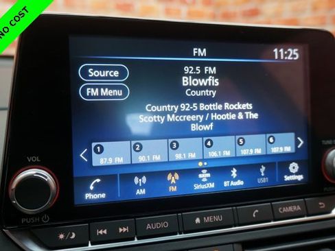 Used 2024 Nissan Altima 2.5 SR image 15