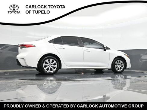 Used 2025 Toyota Corolla LE FWD image 39