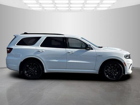 Certified 2023 Dodge Durango R/T RWD image 8