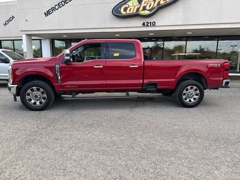 Used 2023 Ford F350 Lariat w/ Lariat Ultimate Package AWD/4WD image 8