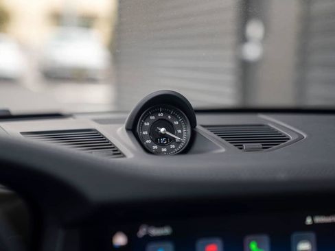 New 2026 Porsche 911 Carrera 4S image 18