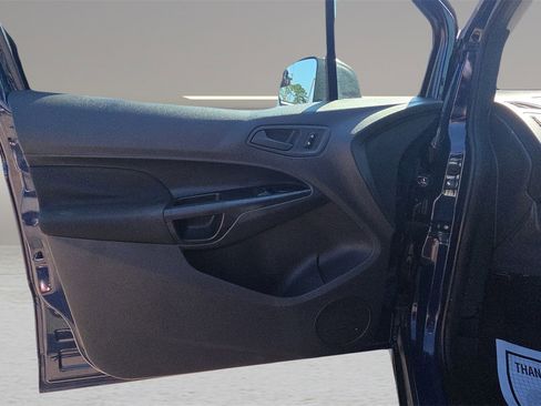 Used 2017 Ford Transit Connect XL image 24