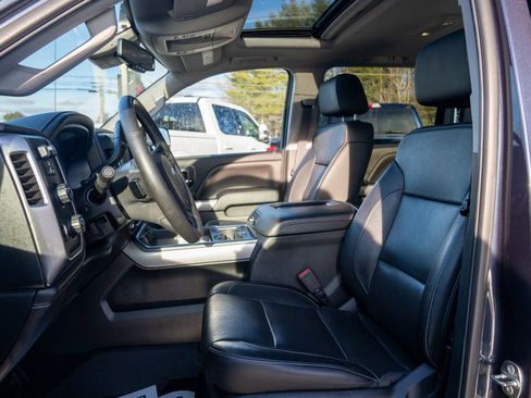 Used 2018 Chevrolet Silverado 1500 LTZ Z71 w/ Centennial Edition image 22