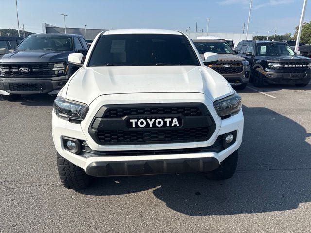 Used 2019 Toyota Tacoma SR5 RWD image 3