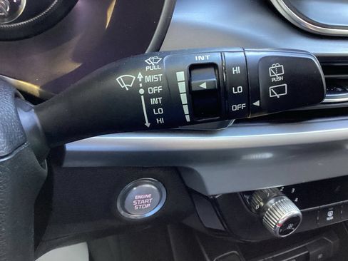 Used 2021 Kia Telluride S FWD image 25