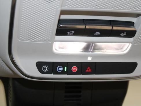 Used 2025 Buick Enclave Avenir w/ Super Cruise Package AWD/4WD image 46