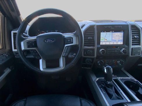 Used 2018 Ford F150 Lariat w/ Equipment Group 502A Luxury AWD/4WD image 6