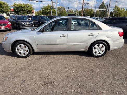 Used 2009 Hyundai Sonata GLS FWD image 5