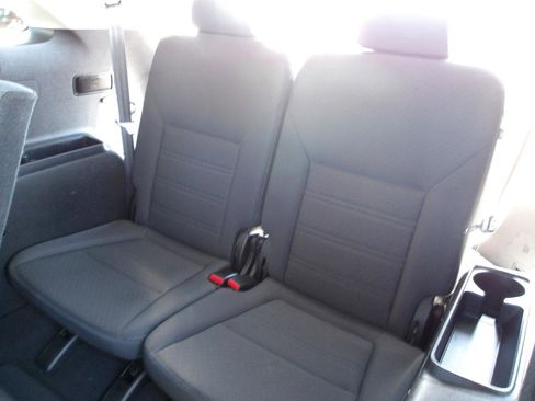 Used 2019 Kia Sorento AWD V6 image 11