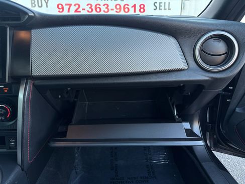 Used 2015 Scion FR-S RWD image 34