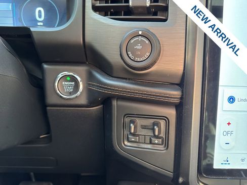 Used 2023 Ford Expedition Platinum AWD/4WD image 26