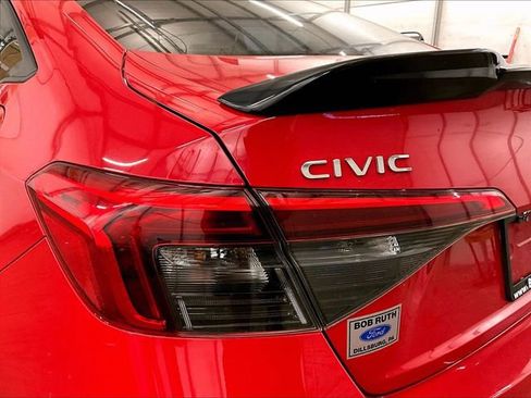Used 2022 Honda Civic Sport image 28