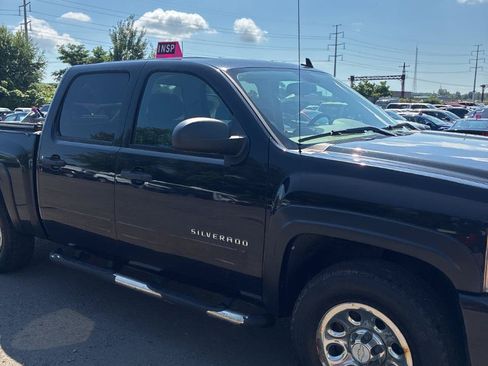 Used 2011 Chevrolet Silverado 1500 LS AWD/4WD image 5