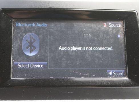 Used 2019 Toyota Highlander LE FWD image 43