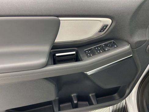 New 2026 Ford Expedition Active image 10