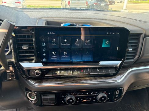 Used 2023 Chevrolet Silverado 1500 RST AWD/4WD image 13