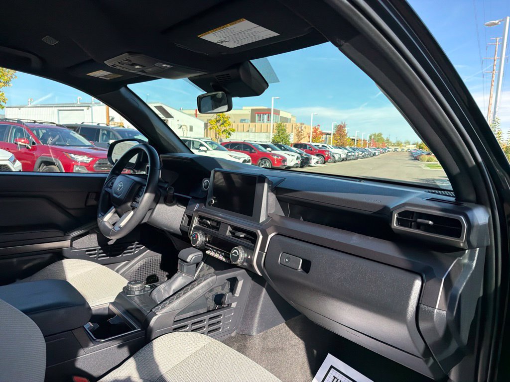 Used 2026 Toyota 4Runner SR5 AWD/4WD image 13