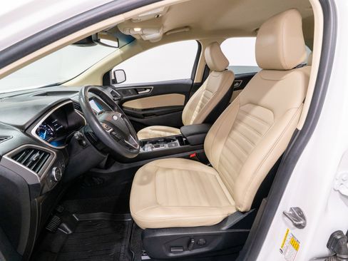 Used 2020 Ford Edge SEL w/ Convenience Package AWD/4WD image 15