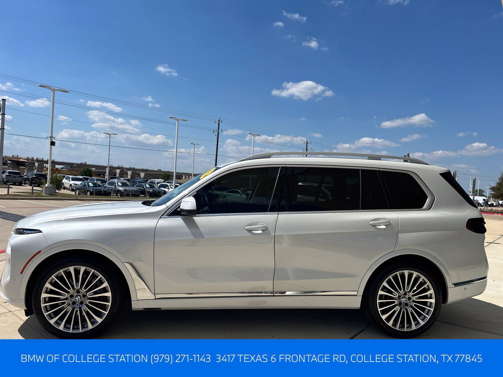 Certified 2024 BMW X7 xDrive40i AWD/4WD image 2