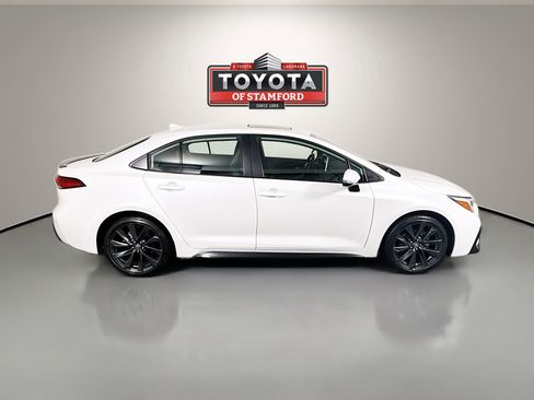 Certified 2025 Toyota Corolla XSE image 8