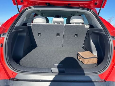 New 2026 Hyundai Kona SEL Premium FWD image 33
