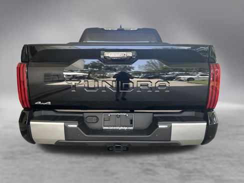 Used 2025 Toyota Tundra Limited AWD/4WD image 36